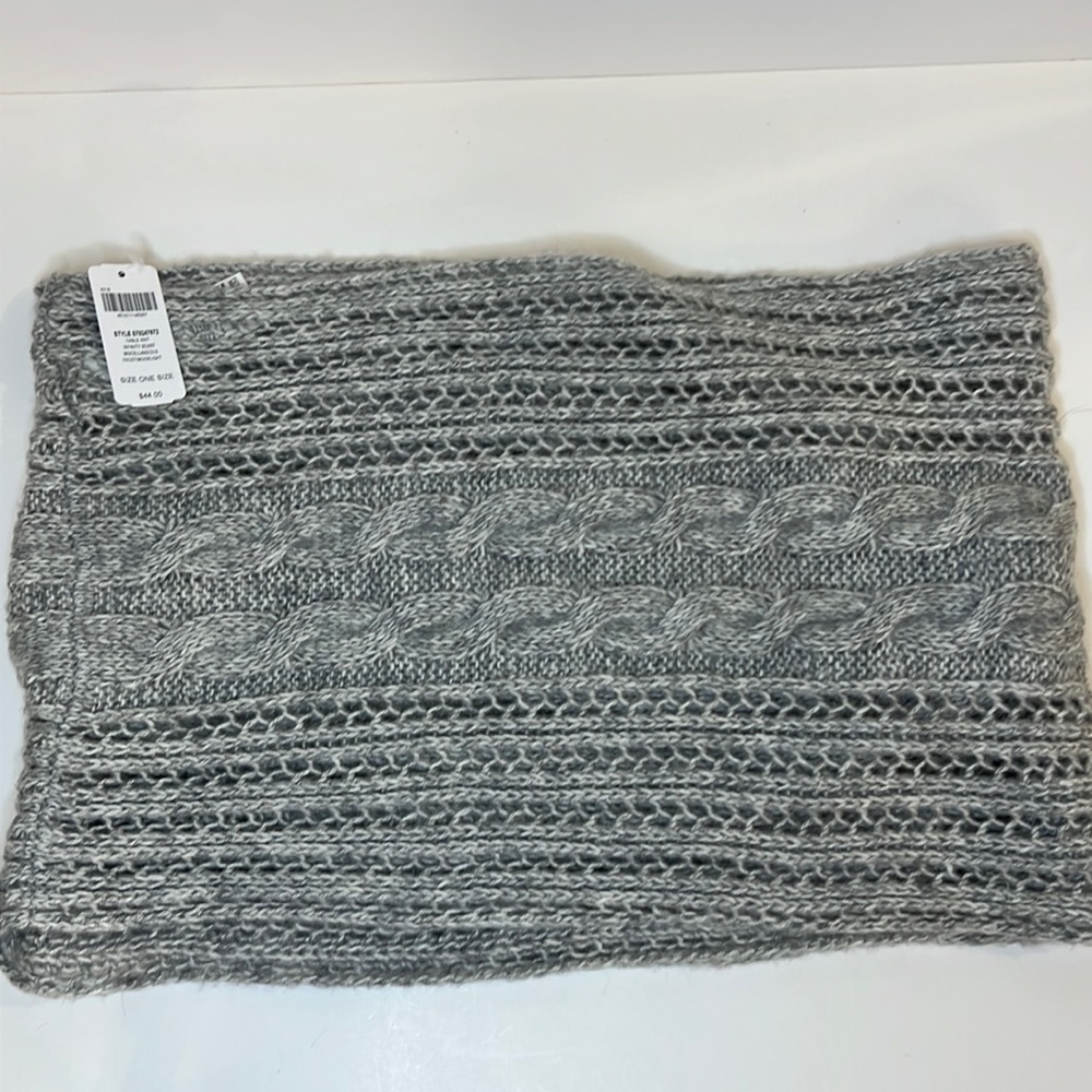 NWT Soma Cable Knit Infinity Scarf Frost/Moonlight Style 570247672